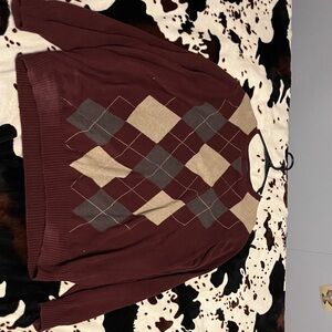 Arrow Men's Crewneck Sweater - Burgundy, Beige, Gray Argyle